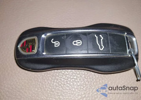 2019 Porsche Cayenne z USA, uszkodzony, nr VIN WP1AA2AY3KDA02403